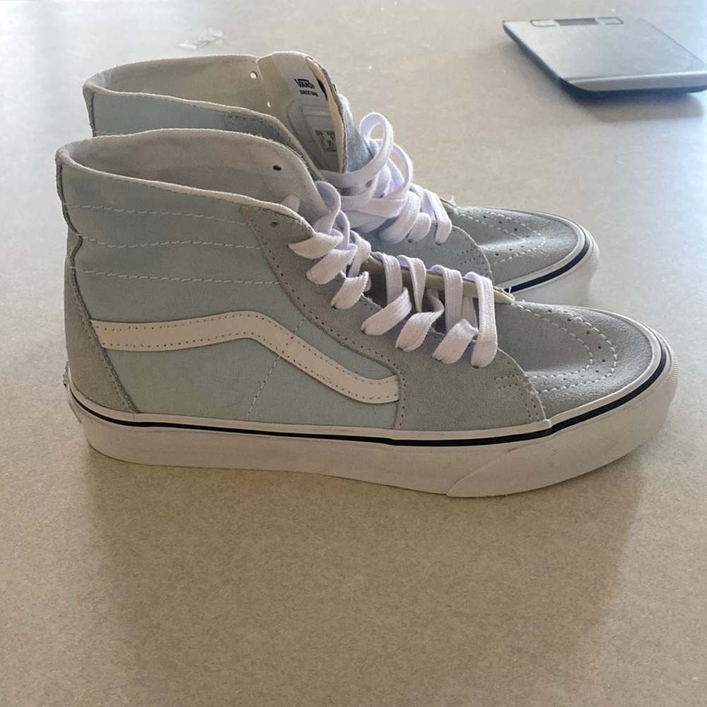 Vans Sk8-Hi • Light Blue Canvas/Suede • size 9 womens/7.5 mens NWOT
